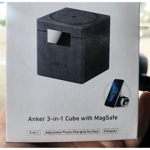 Anker 3-in-1 charging cube for iPhone / apple devices W/ MagSafe